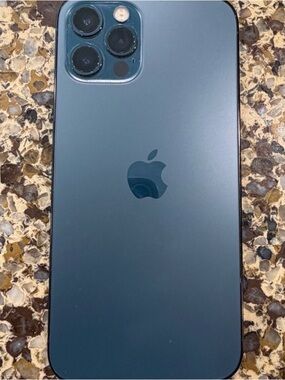 Apple iPhone 12 Pro - Sierra Blue